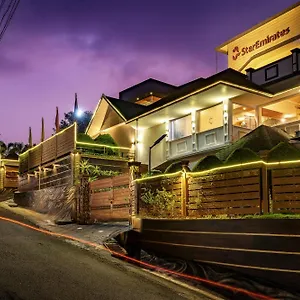 **** Hotel Star Emirates Luxury And Spa, Munnar India