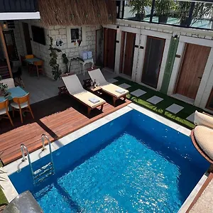  Otel Elin Alacati